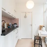 West Apartmán
